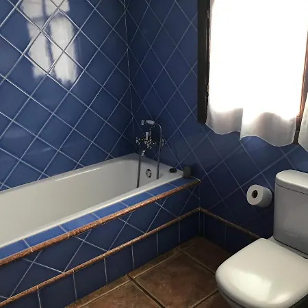 Дом отдыха Caserio Arrigorri Familiar Con Jardin Y Vistas Al Gorbea, Alava *