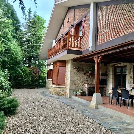 Caserio Arrigorri Excelente Ubicacion Jardin Con Barbacoa 15 Plazas