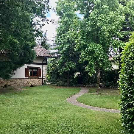 Caserio Arrigorri Familiar Con Jardin Y Vistas Al Gorbea, Alava Дом отдыха *