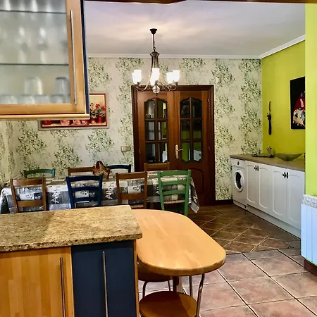 Caserio Arrigorri Familiar Con Jardin Y Vistas Al Gorbea, Alava Holiday home Murguia